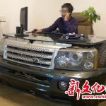 汽車改裝最牛辦公桌